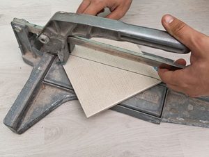 cutting-ceramic-tile2