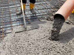 tverdenie betona kak ne dopustit oshibok pri zalivke
