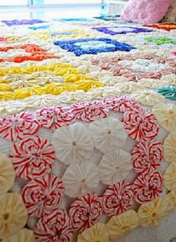 Цветы йо-йо из ткани своими руками для интерьера в фото